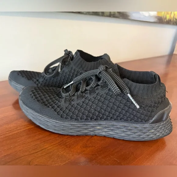 NOBULL Knit Runner Sneakers Black | Sock Style Trainer | Women’s Size W10/M8.5 - Picture 2 of 10